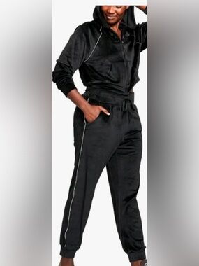 VICTORIA'S SECRET ON POINT VELOUR FULL ZIP HOODIE TRACK PANT SET BLACK